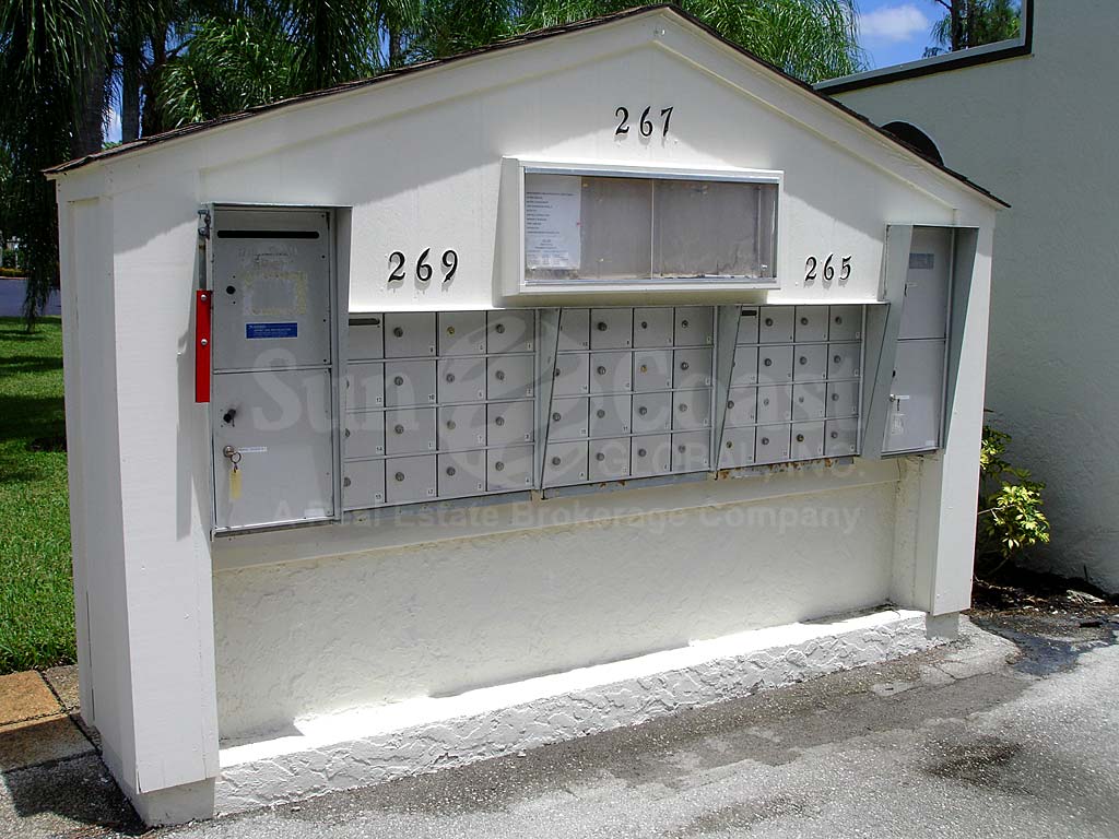 Gleneagles IV Postal Boxes